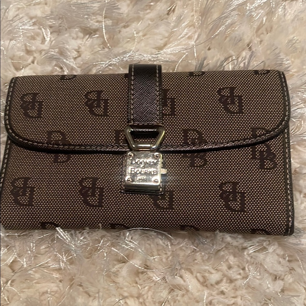 Dooney & Bourke Brown Monogram Wallet NWOT